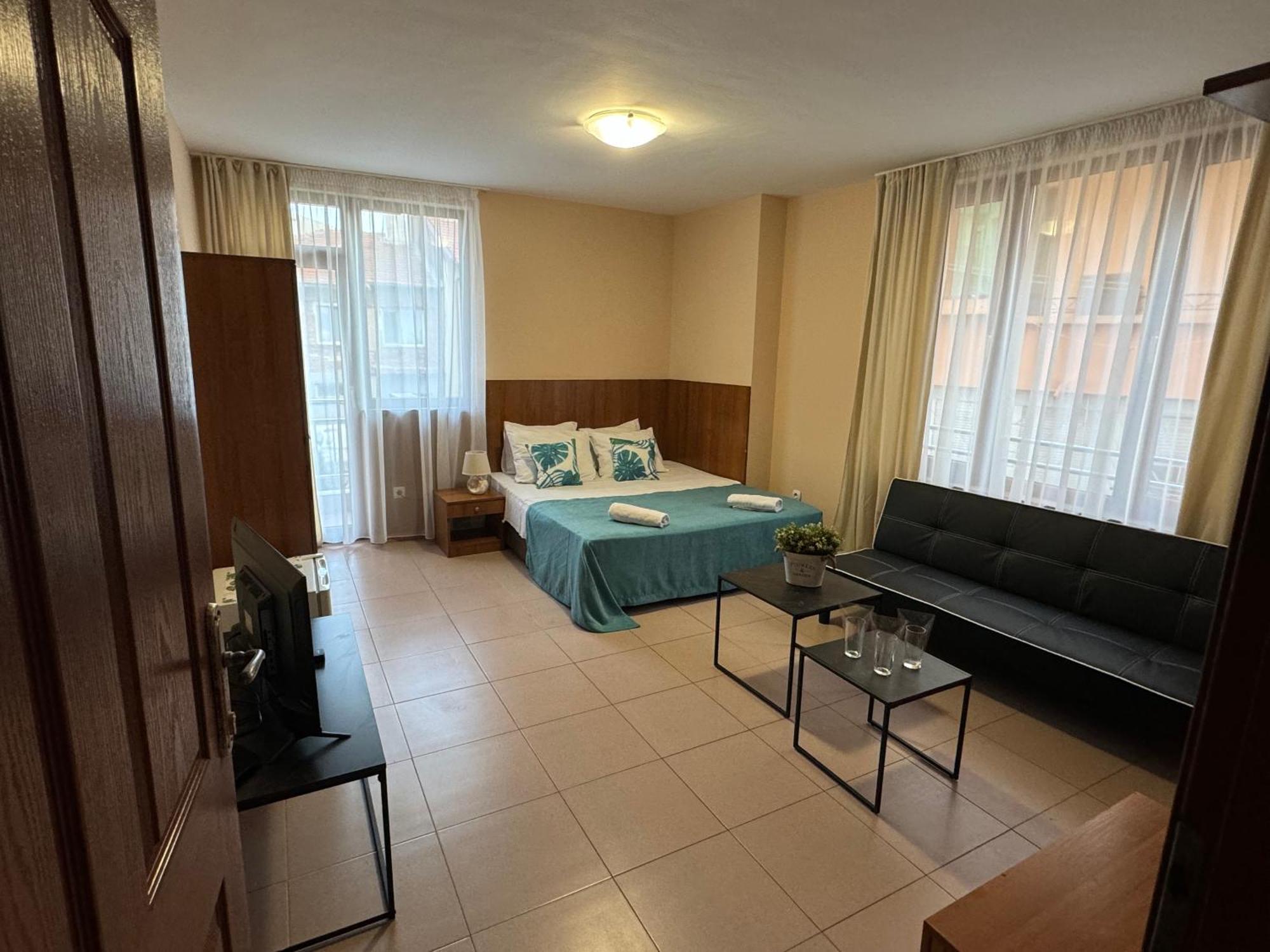 Guest House Family Пловдив Екстериор снимка